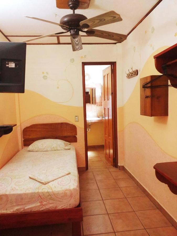Hostal Hansi Bocas del Toro Exterior foto