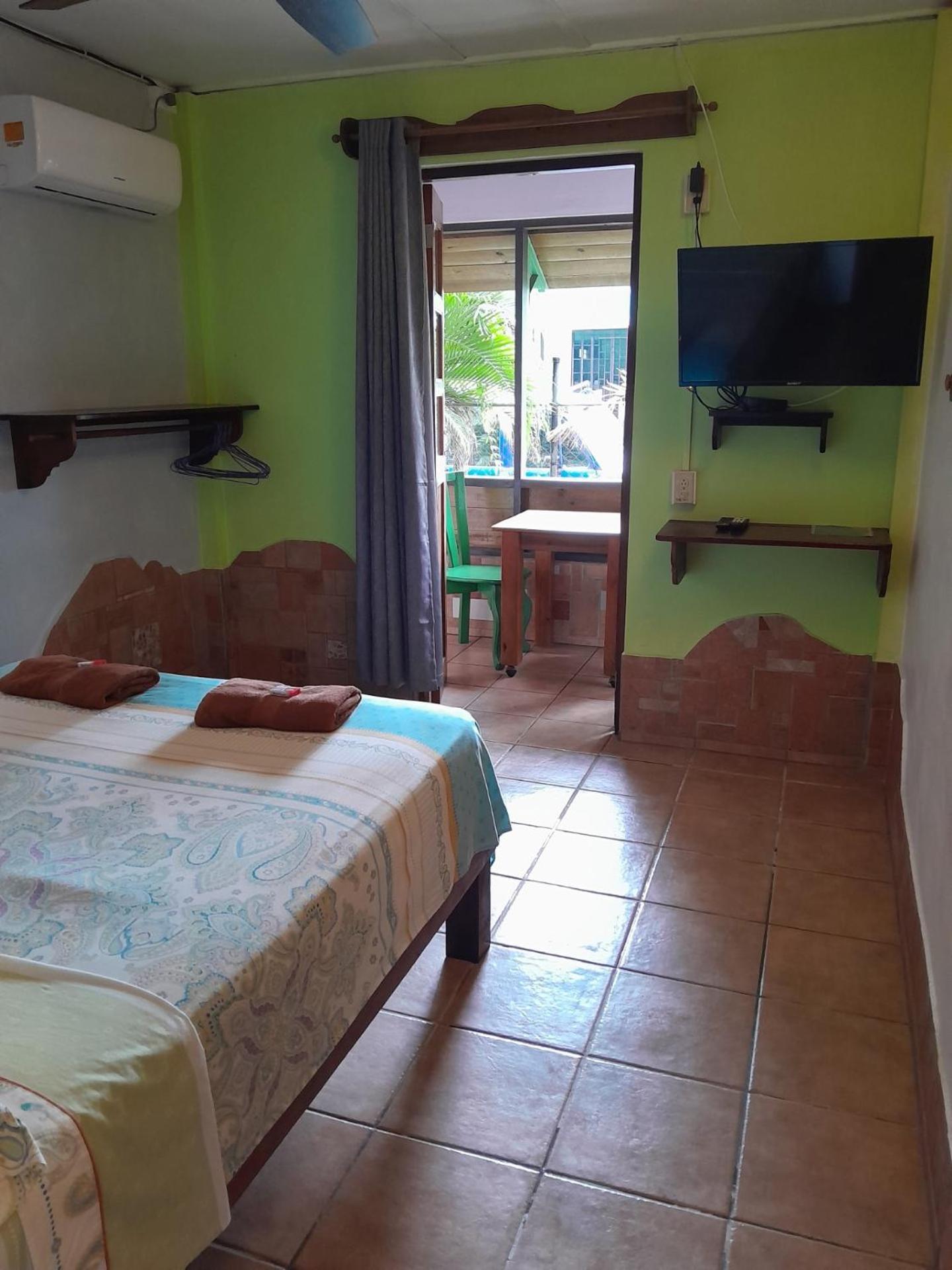 Hostal Hansi Bocas del Toro Exterior foto