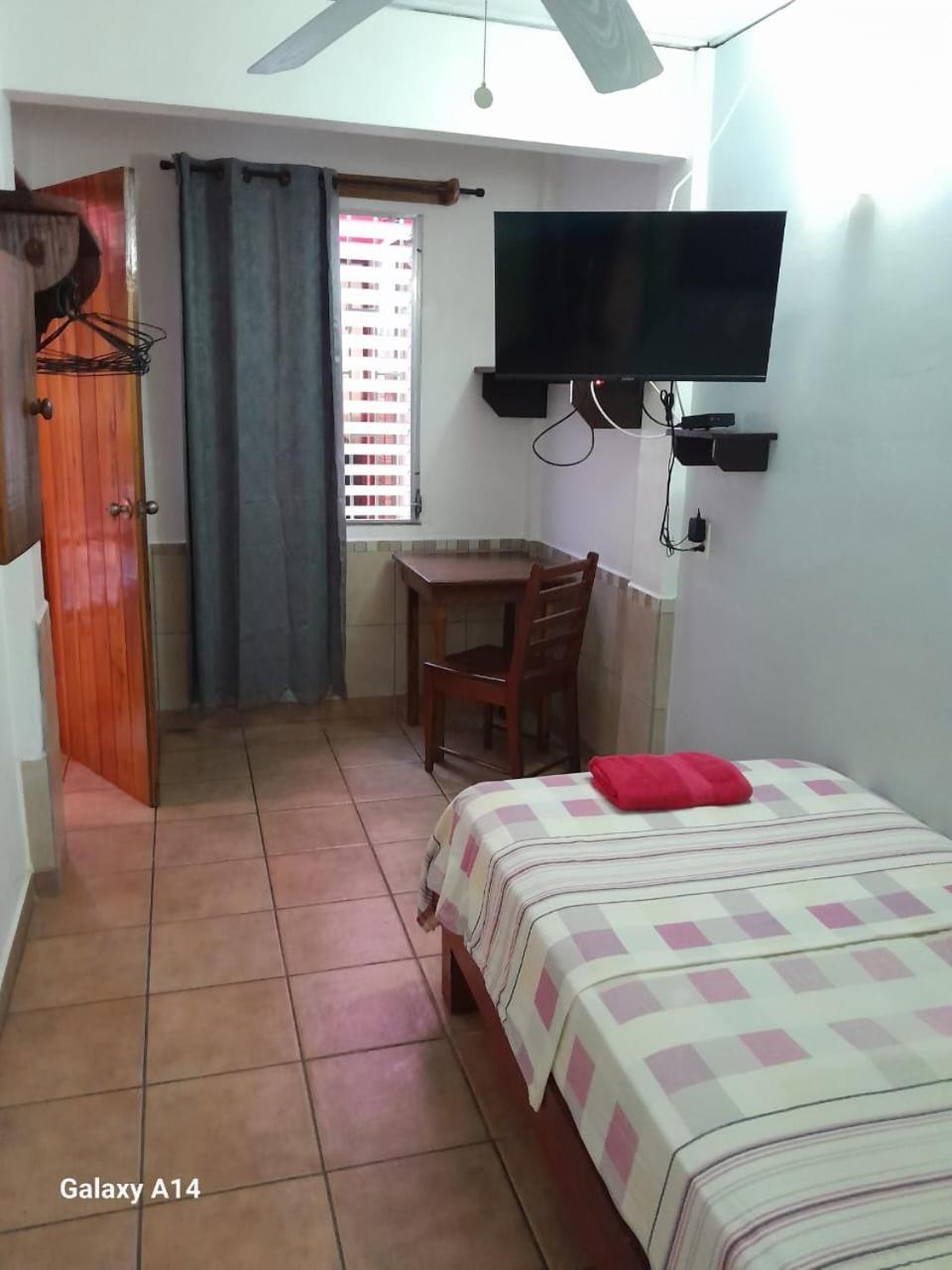 Hostal Hansi Bocas del Toro Exterior foto