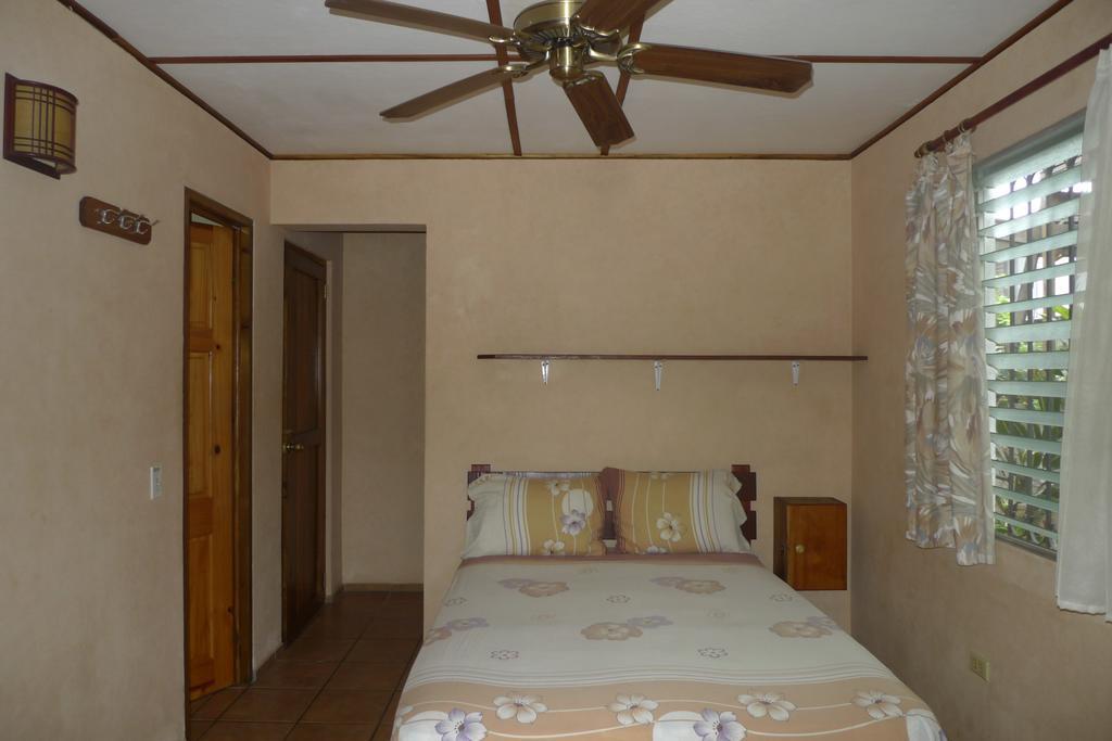 Hostal Hansi Bocas del Toro Exterior foto