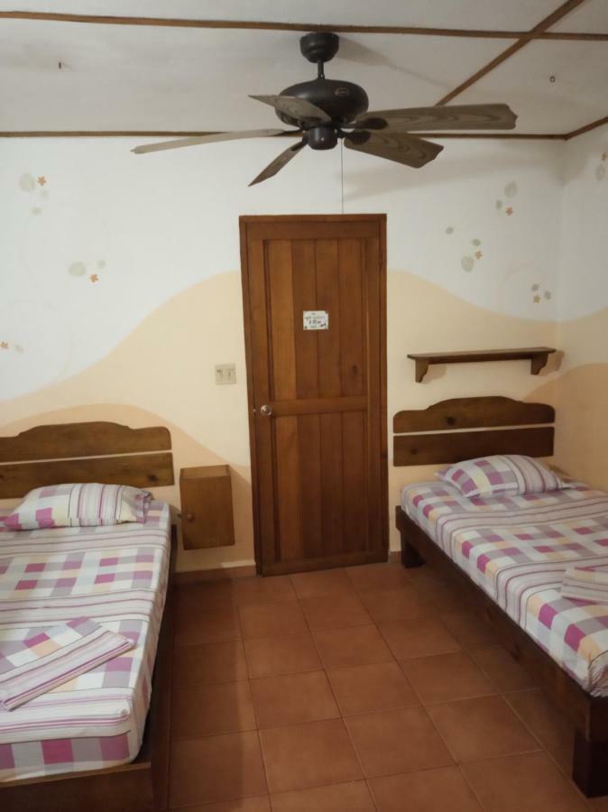 Hostal Hansi Bocas del Toro Exterior foto